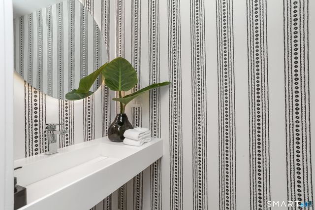 13 Mortimer Drive, Greenwich, CT 06870