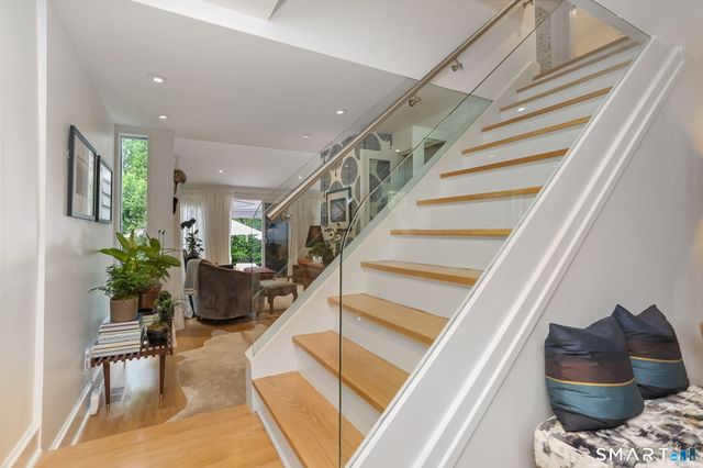 13 Mortimer Drive, Greenwich, CT 06870