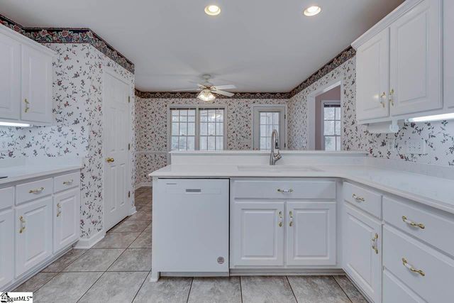 104 Camperdown Court, Easley, SC 29642