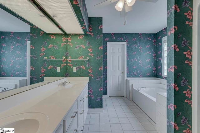 104 Camperdown Court, Easley, SC 29642