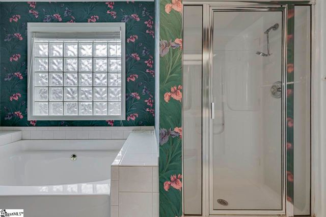 104 Camperdown Court, Easley, SC 29642