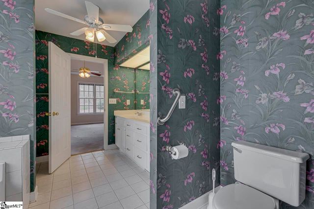 104 Camperdown Court, Easley, SC 29642