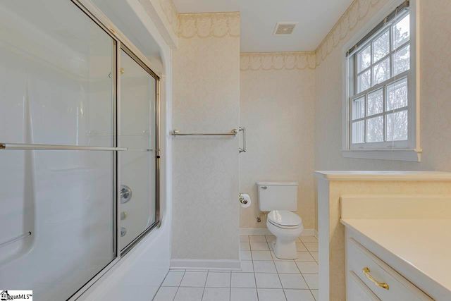 104 Camperdown Court, Easley, SC 29642