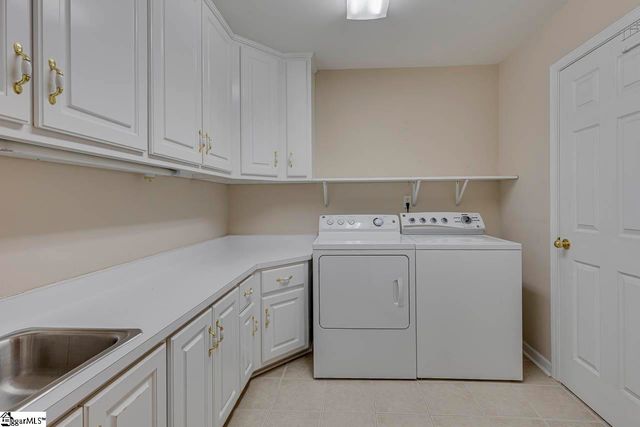 104 Camperdown Court, Easley, SC 29642