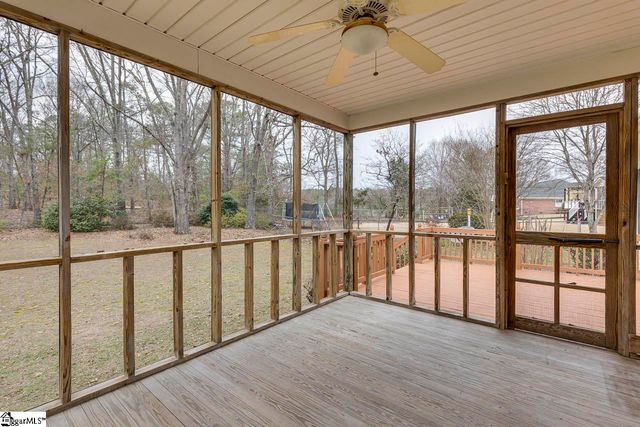 104 Camperdown Court, Easley, SC 29642