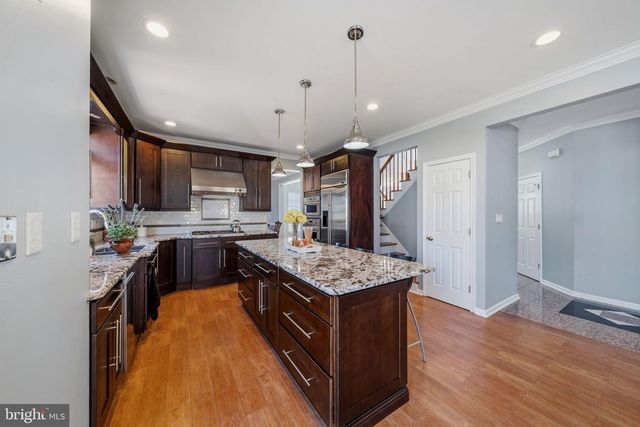 4 BERNADETTE CIRCLE, Monmouth Junction, NJ 08852