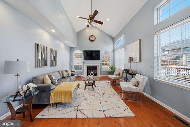 4 BERNADETTE CIRCLE, Monmouth Junction, NJ 08852