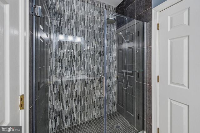 4 BERNADETTE CIRCLE, Monmouth Junction, NJ 08852