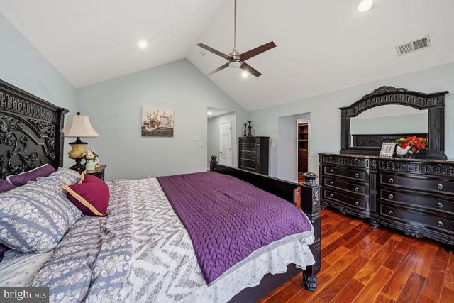 4 BERNADETTE CIRCLE, Monmouth Junction, NJ 08852