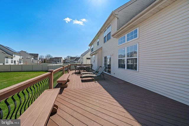 4 BERNADETTE CIRCLE, Monmouth Junction, NJ 08852