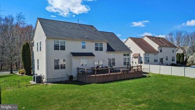 4 BERNADETTE CIRCLE, Monmouth Junction, NJ 08852