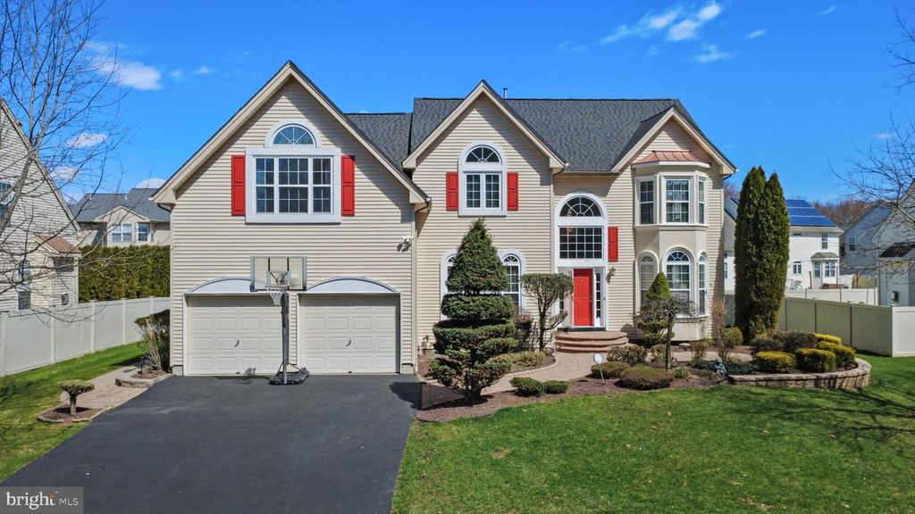 4 BERNADETTE CIRCLE, Monmouth Junction, NJ 08852