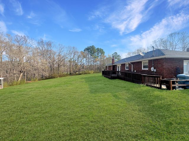 75 Towering Oaks Dr, Tennessee Ridge, TN 37178