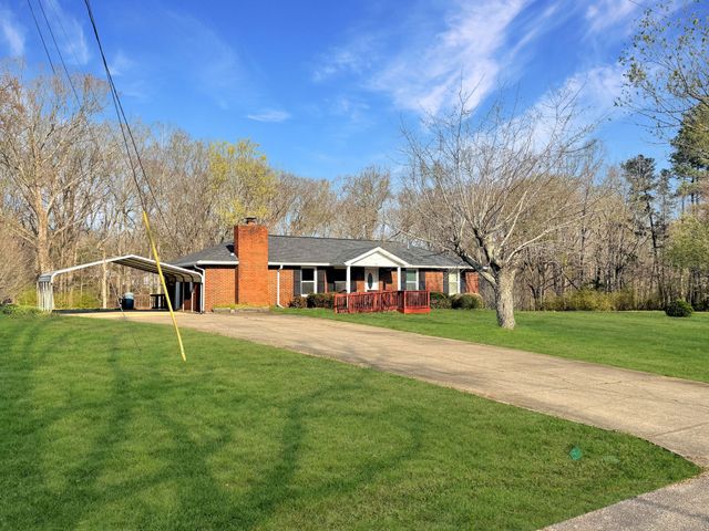 75 Towering Oaks Dr, Tennessee Ridge, TN 37178