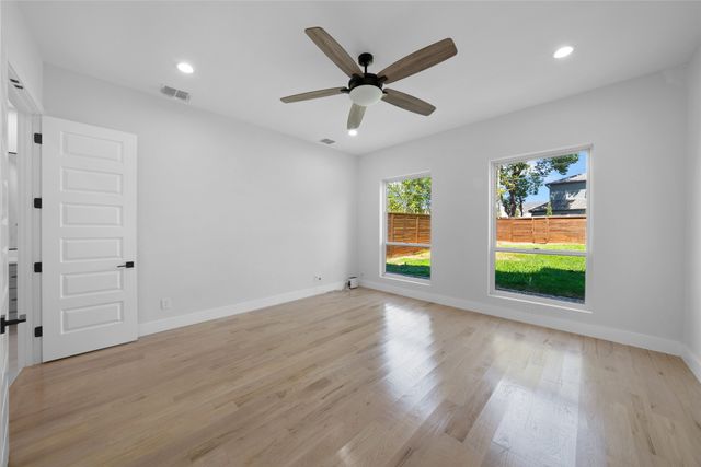 4811 W University Boulevard, Dallas, TX 75209