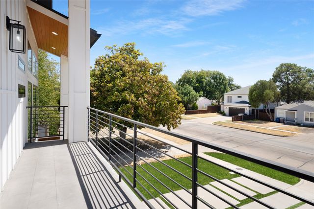 4811 W University Boulevard, Dallas, TX 75209