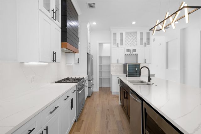 4811 W University Boulevard, Dallas, TX 75209