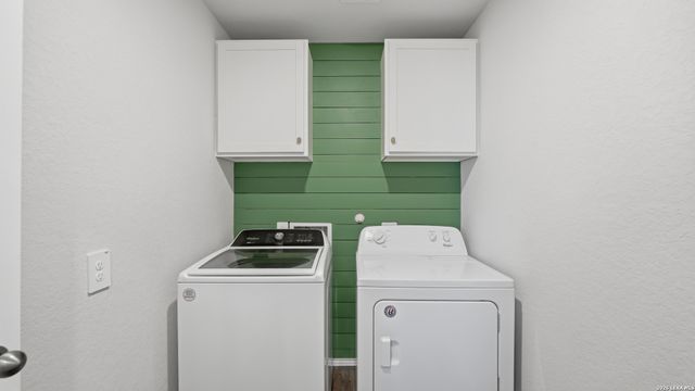 925 Nodding Nixie, Seguin, TX 78155