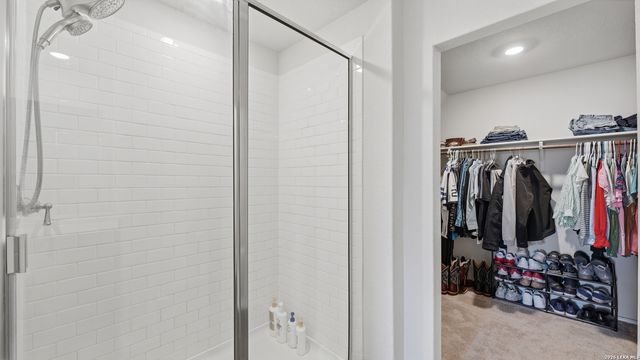 925 Nodding Nixie, Seguin, TX 78155