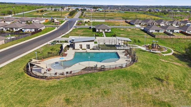 925 Nodding Nixie, Seguin, TX 78155