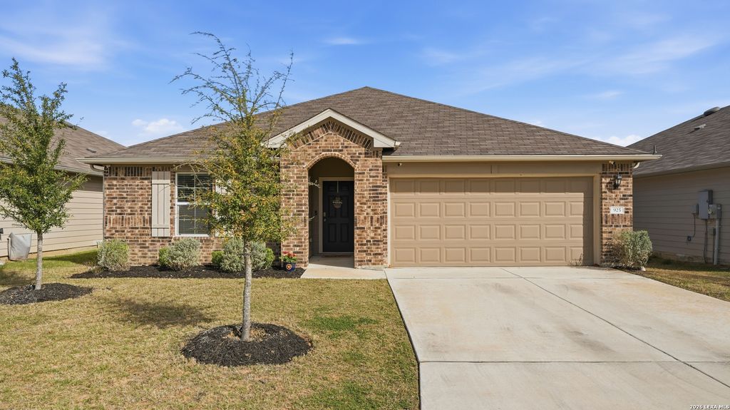 925 Nodding Nixie, Seguin, TX 78155