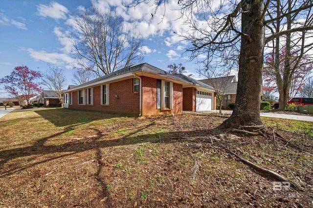 108 Davison Loop, Fairhope, AL 36532