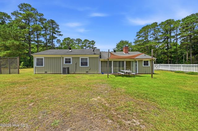 5237 Bell Williams Road, Currie, NC 28435