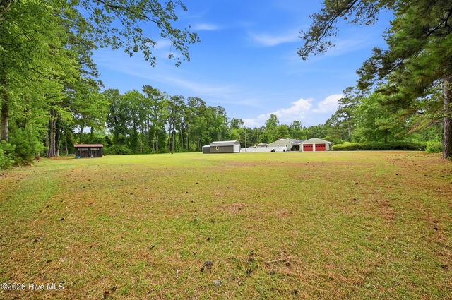 5237 Bell Williams Road, Currie, NC 28435