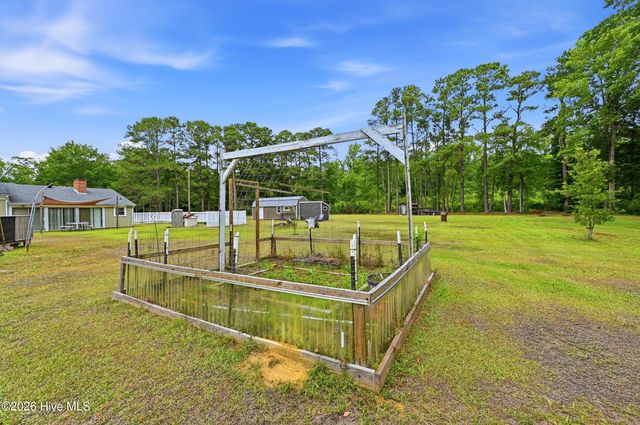 5237 Bell Williams Road, Currie, NC 28435