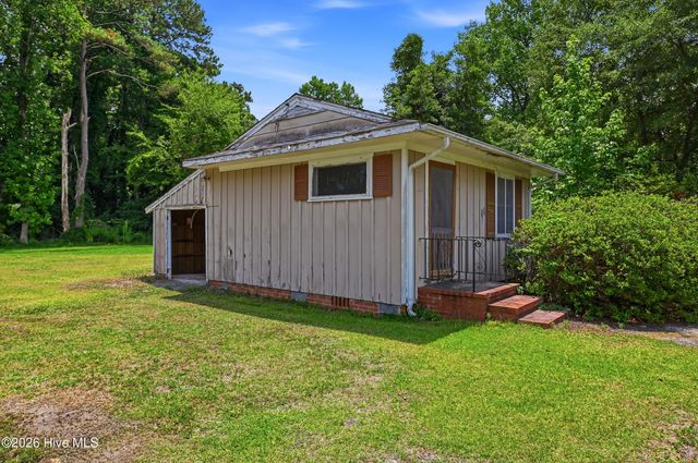 5237 Bell Williams Road, Currie, NC 28435