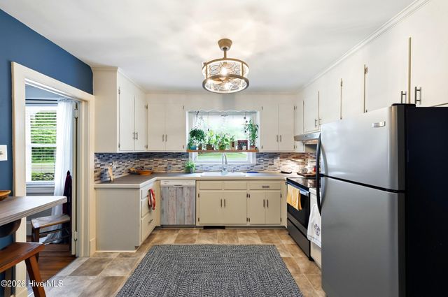 5237 Bell Williams Road, Currie, NC 28435