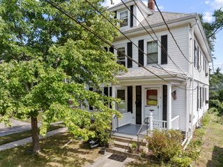 11 Reland St, Middleboro, MA 02346