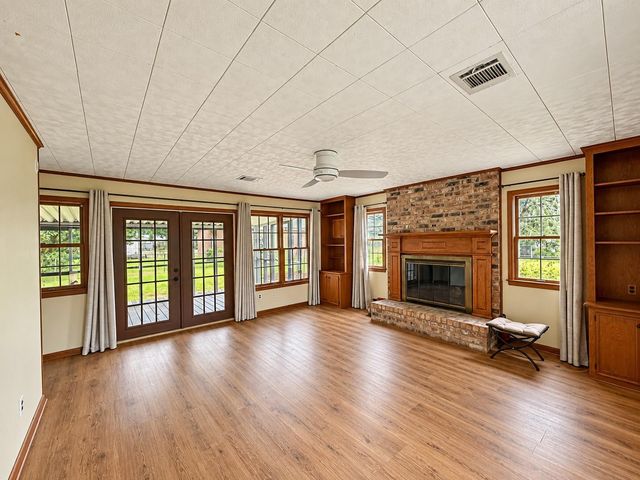 104 Flowers Street, Dayton, TX 77535