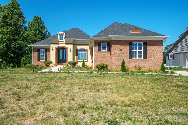 101 Long Meadows Drive, Kings Mountain, NC 28086