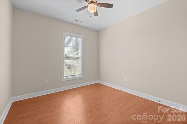 101 Long Meadows Drive, Kings Mountain, NC 28086