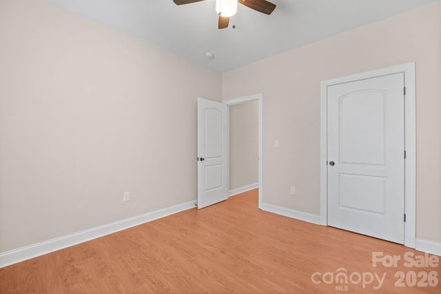 101 Long Meadows Drive, Kings Mountain, NC 28086