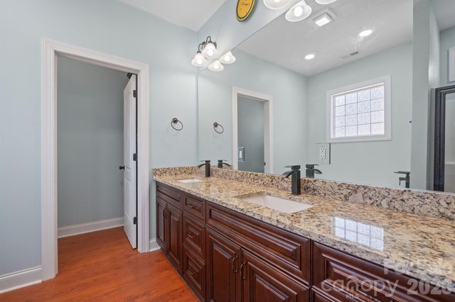 101 Long Meadows Drive, Kings Mountain, NC 28086