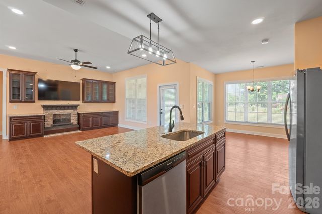 101 Long Meadows Drive, Kings Mountain, NC 28086