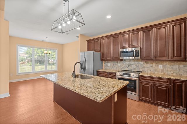 101 Long Meadows Drive, Kings Mountain, NC 28086