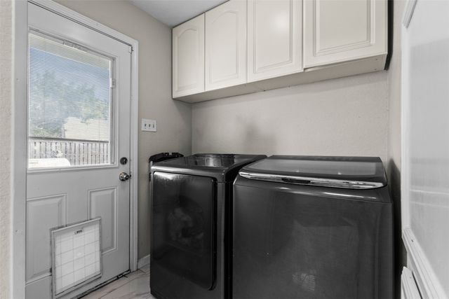 8800 Crestbrook Drive, Fort Worth, TX 76179