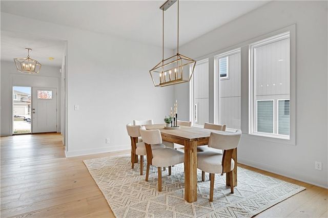 10026 Aurora Street, Lenexa, KS 66220