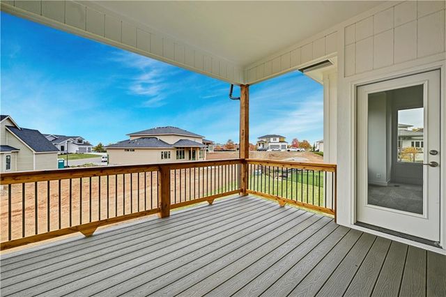 10026 Aurora Street, Lenexa, KS 66220