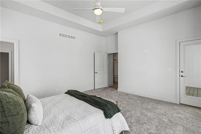 10026 Aurora Street, Lenexa, KS 66220