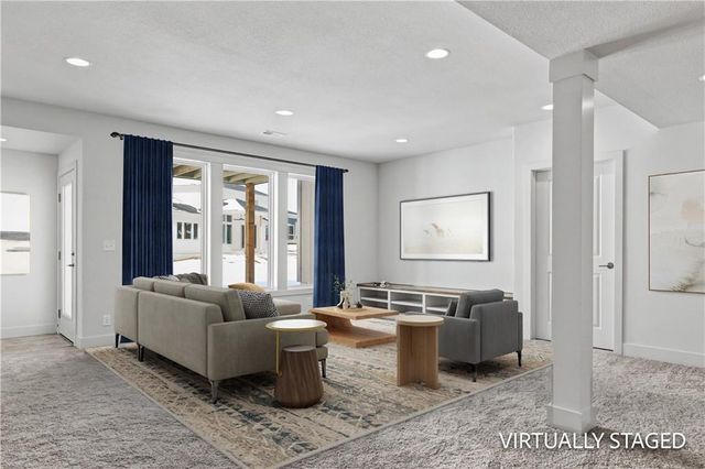 10026 Aurora Street, Lenexa, KS 66220