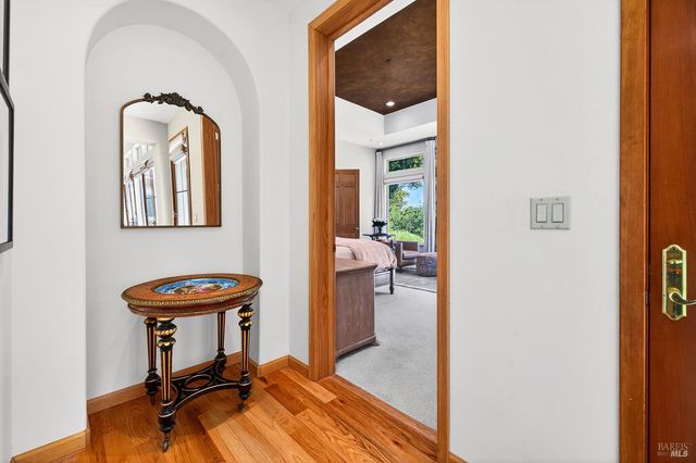 8373 Singing Hills Trl, Santa Rosa, CA 95404