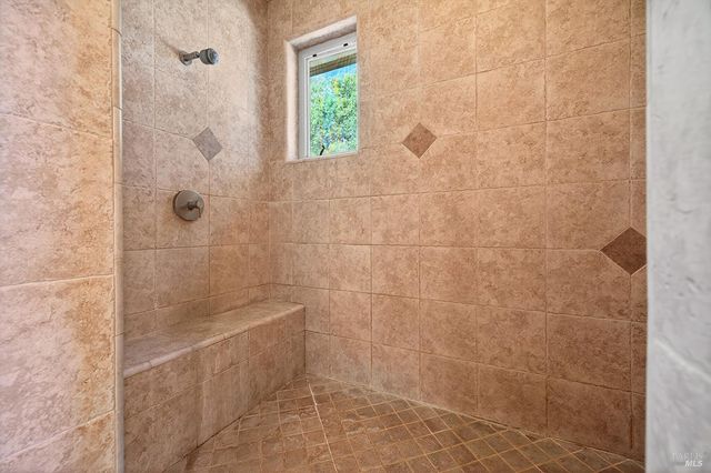 8373 Singing Hills Trl, Santa Rosa, CA 95404