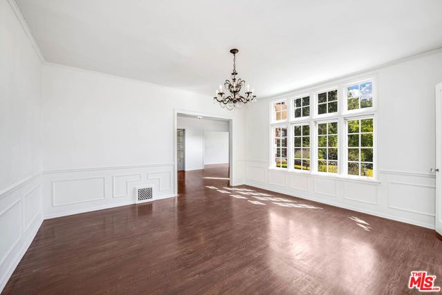 2441 Glendower Avenue, Los Angeles, CA 90027