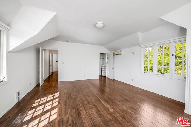 2441 Glendower Avenue, Los Angeles, CA 90027