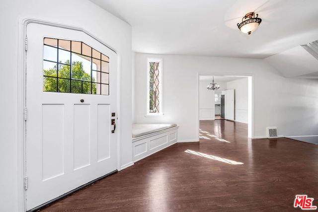 2441 Glendower Avenue, Los Angeles, CA 90027