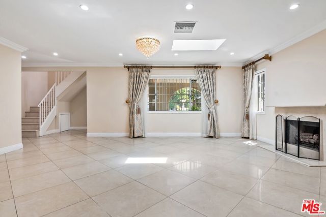 2151 Glendon Avenue, Los Angeles, CA 90025